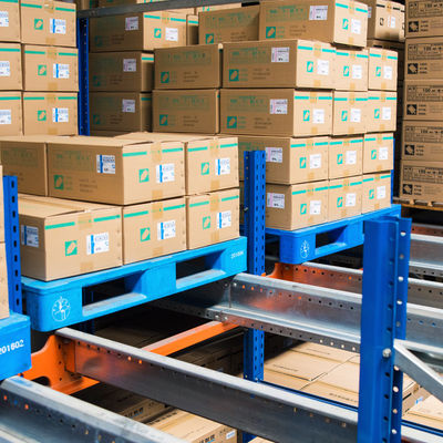 نظام تخزين مستودع ثلاثي الأبعاد نظام التخزين والاسترداد الآلي ASRS