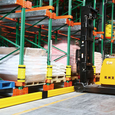 حاجز السلامة الأرضية البوليمر الحواجز المرورية